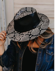 Snake Print Chic Style Hat